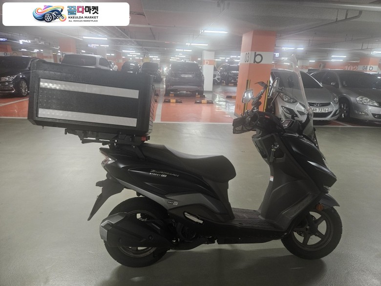 스즈끼 버그만 스트리트 125 EX 2024년식 버그만 스트리트125