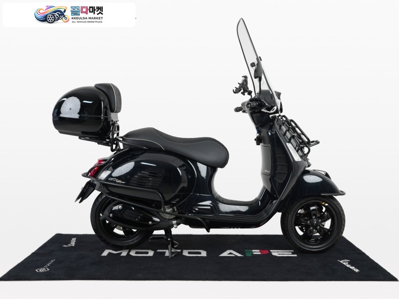 베스파 GTS 300 슈퍼테크 2023년식 [베스파 모토아페]23년식 GTS슈퍼테크 위탁 중고차량, 무이자카드,무료배송