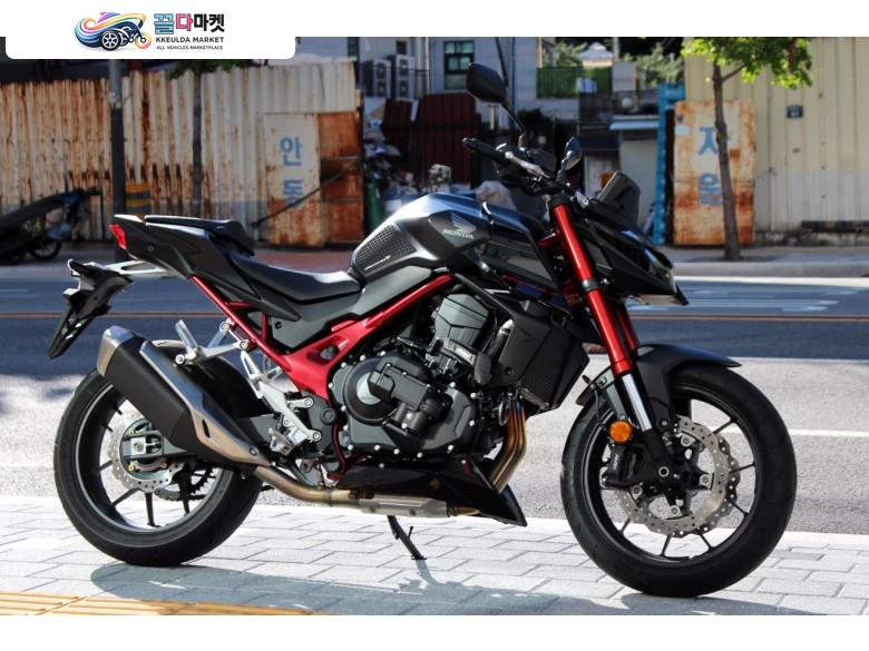 혼다 CB 750 호넷 2026년식 중고바이크매입 전문 / 혼다 호넷750 이클러치 26년식 1인신조 1천키로 무사고 신차급 판매 / 대차 환영 / 무이자 카드 할부