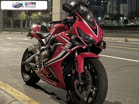 혼다 CBR 650 R ABS 2019년식 CBR 650R 레드 판매합니다.