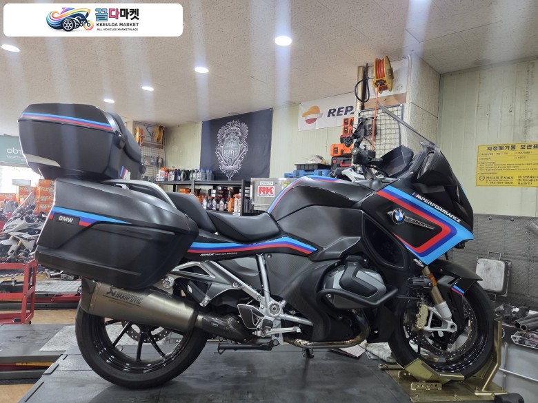BMW R 1250 RT 2023년식 bmw r1250rt 23년식 키로수 짧음