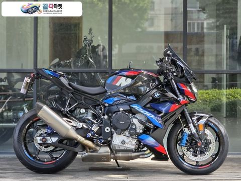 BMW M 1000 R 2023년식 BMW M1000R 2023년식 옵션 많고 깔끔한 차량 판매 합니다.