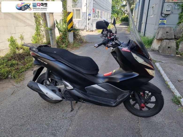 혼다 PCX 125 FI 2019년식 혼다 PCX125 19년식 상태 괜찬습니다~