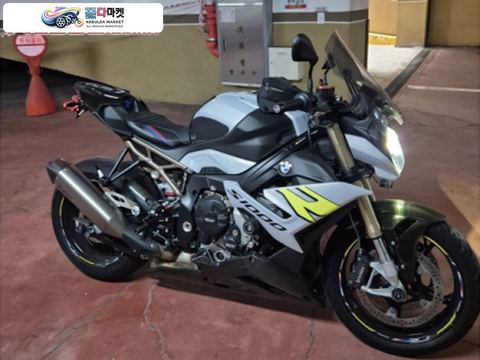 BMW S 1000 R 2022년식 22년식 s1000r 팝니다.