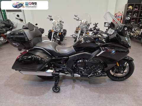 BMW K 1600 그랜드 아메리카 2018년식 랜딩기어 장착되어있는 K1600 그랜드아메리카 판매합니다