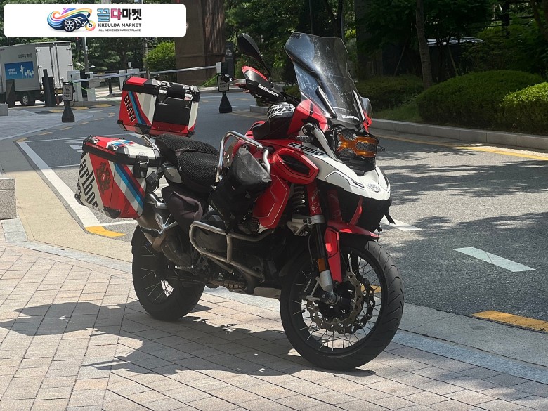 BMW R 1250 GS 어드벤처 2022년식 BMW R1250GSA 어드방 팝니다