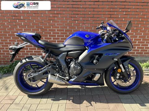 야마하 YZF R7 2023년식 야마하 4S 딜러 천안점 모토프로 입니다. 1인신조 무꿍 무사고 최고의 미들급 바이크 YZF-R7 중고 판매합니다