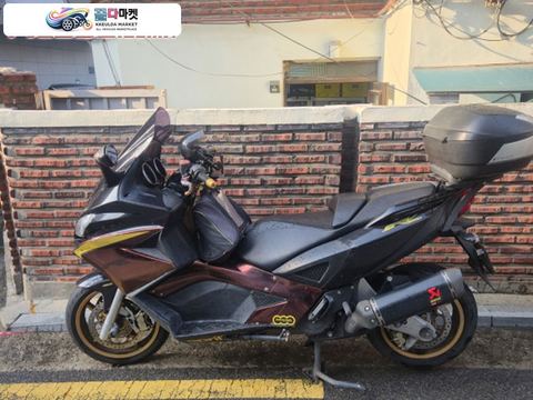 아프릴리아 SRV 850 2016년식 srv 850 판매