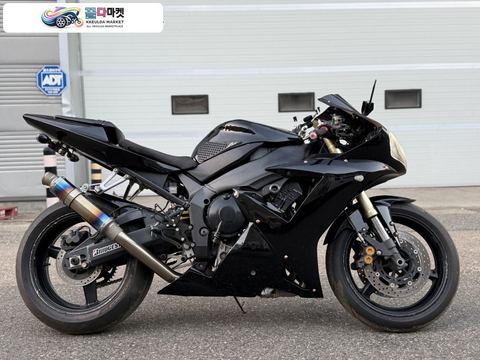 야마하 YZF R1 2002년식 야마하 YZF-R1 2002년식 / 78,165km / 머플러 구변완료 / 블랙