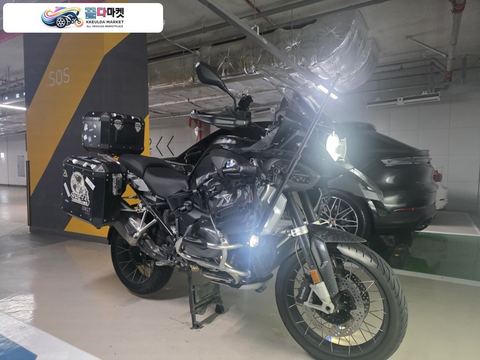 BMW R 1250 GS 어드벤처 2022년식 22년식 BMW R1250GS 어드벤처 트리플블랙 (무사고/무꿍/유닛게러지 3박스/아크라 구변완)