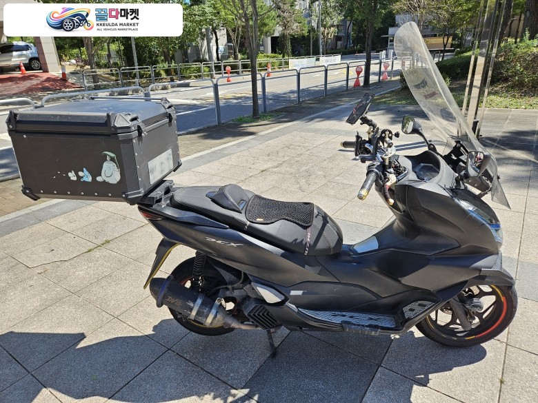 혼다 PCX 125 ABS 2024년식 혼다 pcx125 25년 abs 짧은키로수 구변완료 판매합니다