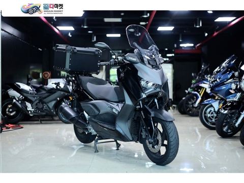 야마하 X 맥스 300 ABS 2025년식 정품 스마트카로 2채널 블랙박스 장착된 무사고 관리잘된 깔끔한 차량입니다.