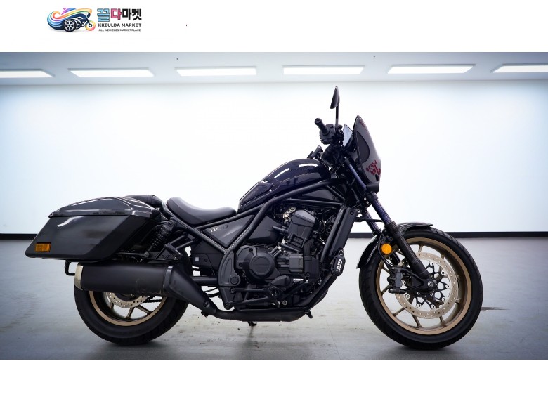 혼다 레블 1100 T DCT 2024년식 [ 매버릭바이크 ] / 24년식 10,000km! 기비 엔진가드·2채널 블랙박스 장착 혼다 레블1100 DCT 판매합니다.