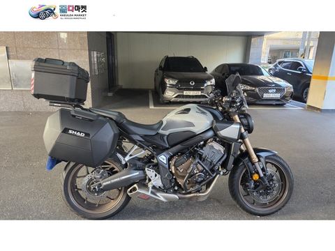 혼다 CB 650 R E 클러치 2024년식 혼다CB650r E클러치24년식11280키로운행팝니다