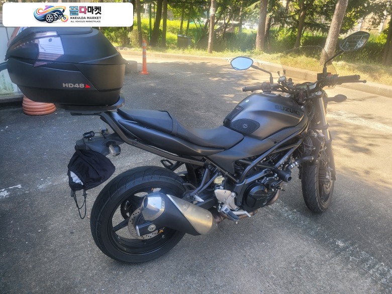 스즈끼 SV 650 2018년식 2018년식 스즈키 sv650 9900km 판매합니다