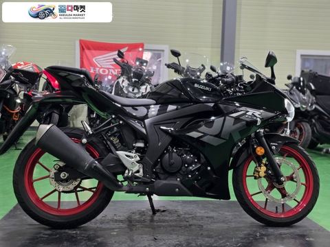 스즈끼 GSX R 125 ABS 2023년식 스즈키GSXR125 23년식 7천km깔끔한 셋팅 연식대비 짧은키로수 최저가 판매합니다.
