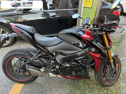 스즈끼 GSX S 1000 2016년식 스즈끼 GSX s1000 팝니다.
