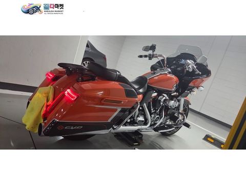할리데이비슨 CVO 로드 글라이드 2022년식 로드글라이드CVO 22년식 판매합니다.