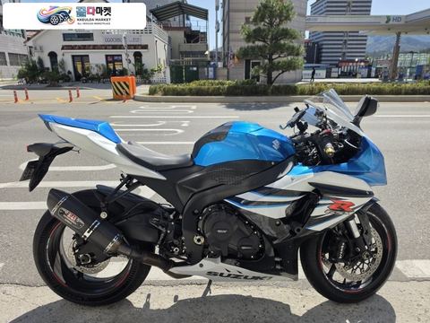스즈끼 GSX R 1000 ABS 2016년식 2016년식 스즈키 GSXR1000 ABS 판매합니다.