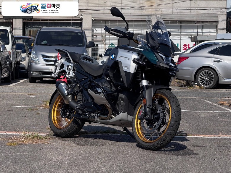 BMW R 1300 GS 어드벤쳐 2026년식 BMW R1300GS Option 719 26년식 판매합니다
