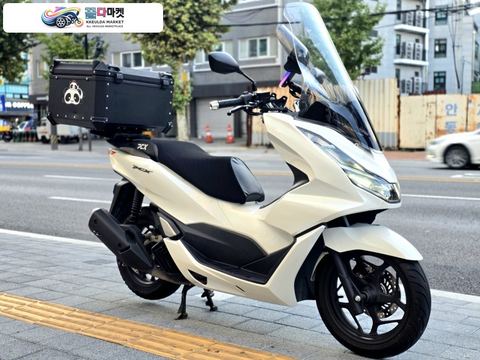 혼다 PCX 125 ABS 2024년식 중고바이크매입 전문 / 혼다 PCX125ABS 8천키로 A급 점검완료 판매 / 대차 환영 / 무이자 카드 할부