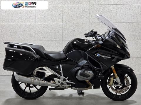 BMW R 1250 RT 2023년식 23년식 BMW R1250RT 신차급/5617km 차량 판매 / 대차