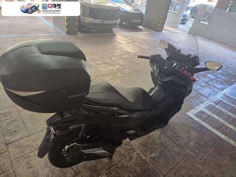 혼다 포르자 300 2018년식 혼다 포르자 300 무사고 외관 깨끗함 34000km