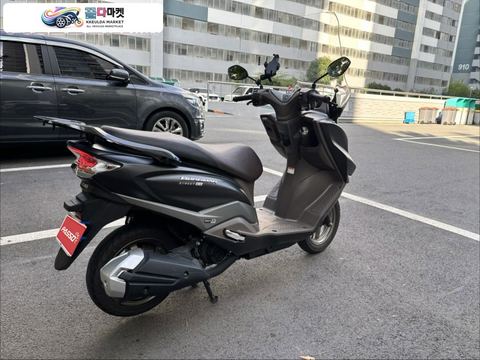 스즈끼 버그만 스트리트 125 EX 2024년식 2024년식 스즈키 버그만 스트리트 125 EX 판매합니다.