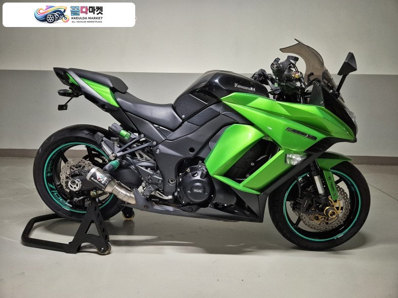 가와사키 Z 1000 SX 2015년식 관리잘된 오스틴레이싱 Z1000SX 판매합니다