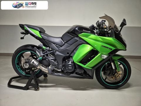 가와사키 Z 1000 SX 2015년식 관리잘된 오스틴레이싱 Z1000SX 판매합니다