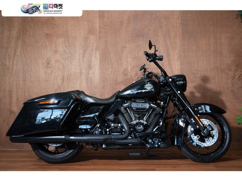 할리데이비슨 로드킹 스페셜 2023년식 할리데이비슨 / 로드킹스페셜114 / 2023 / 1,700 KM 판매/대차