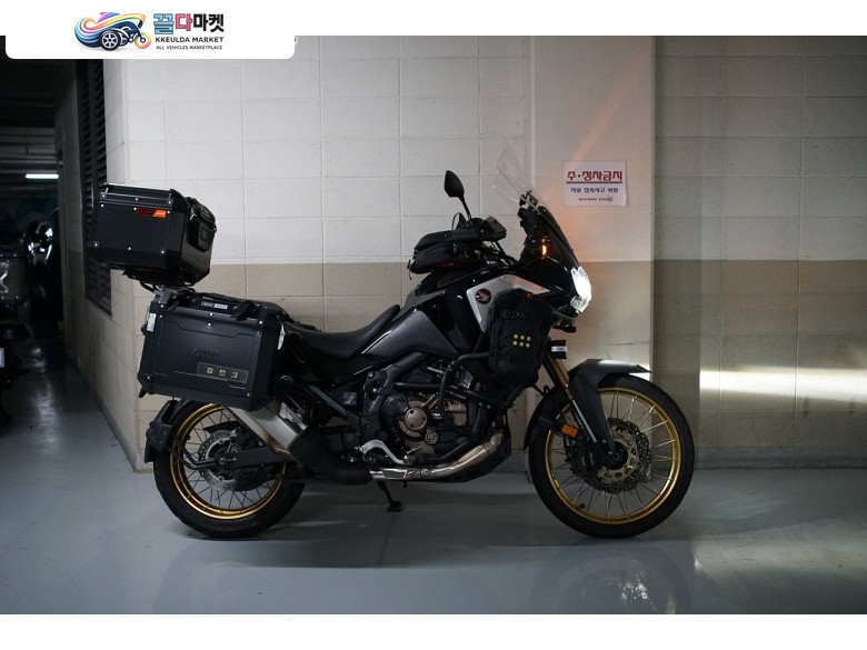 혼다 아프리카 트윈 CRF 1100 L 어드벤쳐 스포츠 ES DCT 2020년식 아프리카트윈 crf 1100L 어드벤쳐 스포츠 es dct 20년식 풀옵