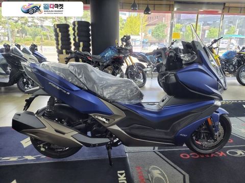 킴코 익사이팅 S 400 2023년식 킴코 부산대리점 / 전시차 할인판매 / 신한마이카  하나오토론 장기할부 / 카드무이자-국민.삼성.하나.현대 12-36회 가능