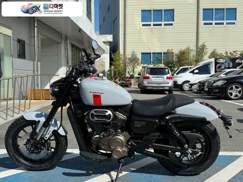 QJ모터 SRV 300 A 2027년식 [모토몰 - 전국최대 바이크 쇼핑몰] QJ모토 어반크루즈 SRV300AMT 당일출고 12~24개월 신용카드 무이자 할부가능 !