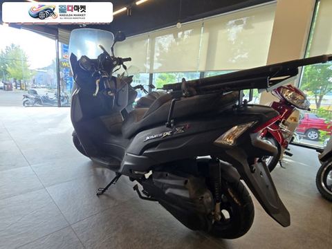 SYM 조이맥스 Z 125 플러스 2022년식 sym 조이맥스제트플러스 125 가성비 좋습니다 !