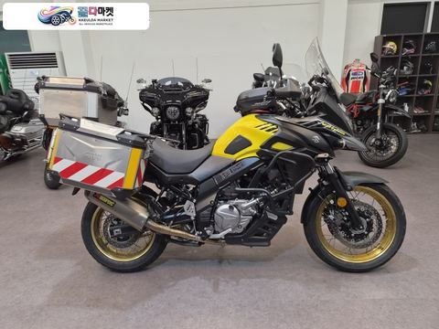 스즈끼 브이 스트롬 650 XT ABS 2018년식 브이스트롬 650XT 1인 신조 최상급 관리상태