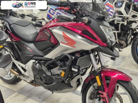 혼다 NC 750 X 2018년식 미브 구변완 알류미늄 3박스 핸들열선 가벼운 전국투어링 바이크에 적합