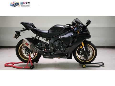 야마하 YZF R1 2019년식 무사고.무꿍.병적관리.짧은키로.신차컨디션.R1