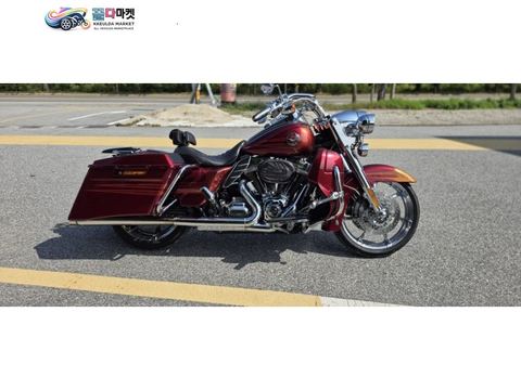 할리데이비슨 CVO 로드킹 2013년식 2013년 짧은 키로수 CVO로드킹