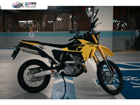 스즈끼 DR Z 4 S 2026년식 스즈키 dr-z4s(drz4s) 챔피언옐로우 판매합니다.