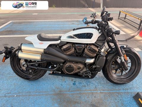 할리데이비슨 스포스터 S 2021년식 21년식 할리데이비슨 스포스터s 흰색 6500km