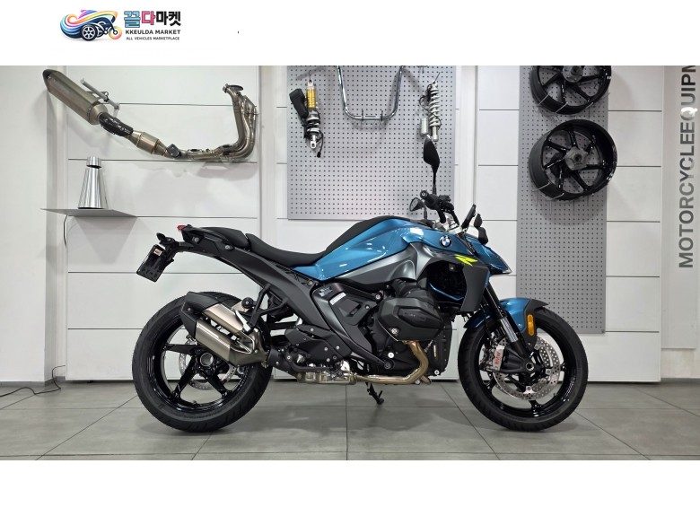 BMW R 1300 R 2026년식 BMW모토라드 보증매물 1km주행 보증기한 2029년 9월 29일까지