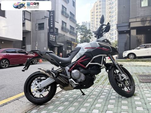 두카티 멀티스트라다 950 S 2021년식 머플러 구조변경된 멀티스트라다 950S