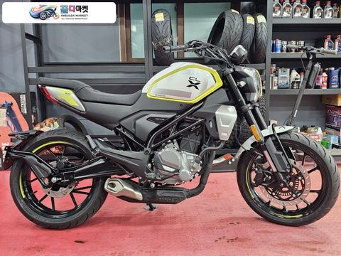 CF모토 300 CLX 2023년식 CFMOTO 300 CLX[화이트] 신차 입니다 *CFMOTO 양산공식딜러 부강모터스*