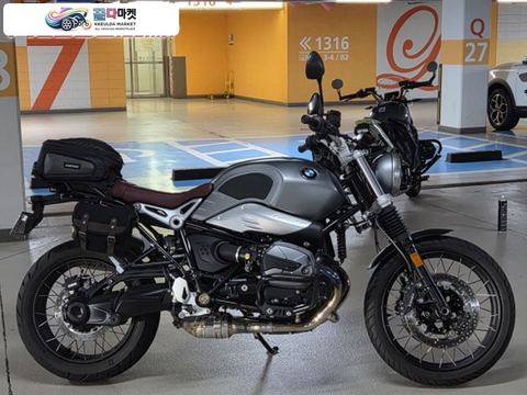 BMW R 나인 T 스크램블러 2023년식 BMW R9T scrambler 알나인티 스크램블러 신차급 판매