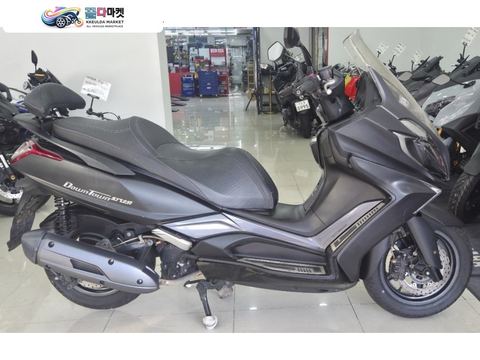 킴코 다운타운 ST 125 i ABS 2017년식 다운타운 125 판매합니다.