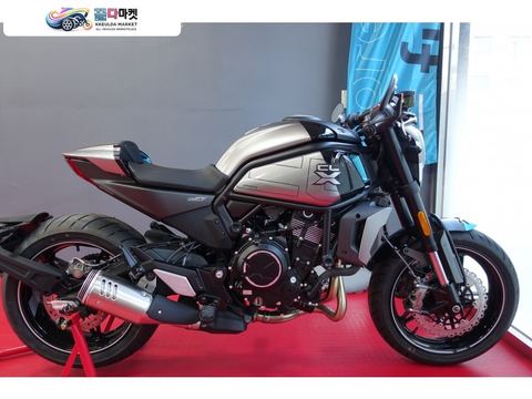 CF모토 700 CLX 스포츠 2023년식 CFMOTO 700 CLX 스포츠 신차 입니다 *CFMOTO 양산딜러점 부강모터스*