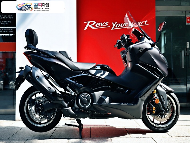 야마하 티맥스 560 2025년식 2025 YAMAHA TMAX 판매합니다(신차 컨디션)