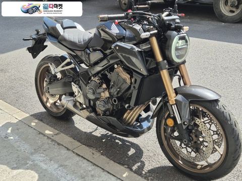 혼다 CB 650 R ABS 2019년식 혼다 CB6509R 19년식 초 민트급 판매합니다.