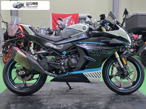 CF모토 450 SR 2023년식 CFMOTO/CF모토 450SR 23년식 3만km블박2채널 깔끔한셋팅 최저가 판매합니다